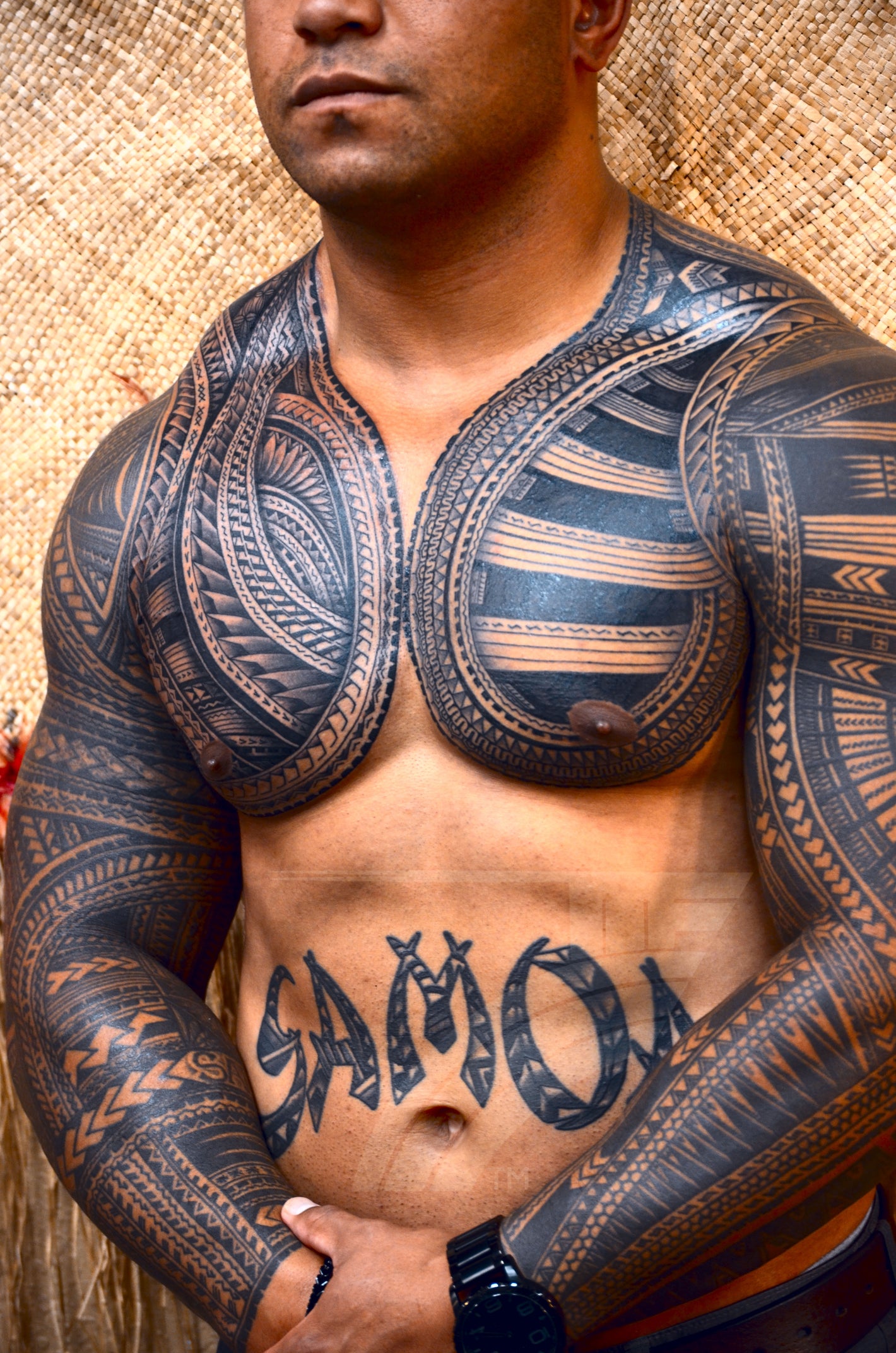 sacred tatau studio in las vegas. samoan style. polynesian tatau. vegas tatau. sacred tatau. tattoo studio las vegas. samoan art. hawaiian tattoo. tongan tattoo. tahitian tattoo. tribal tattoo. meaningful tattoos. best tatau. samoan mike. maori tattoo tat